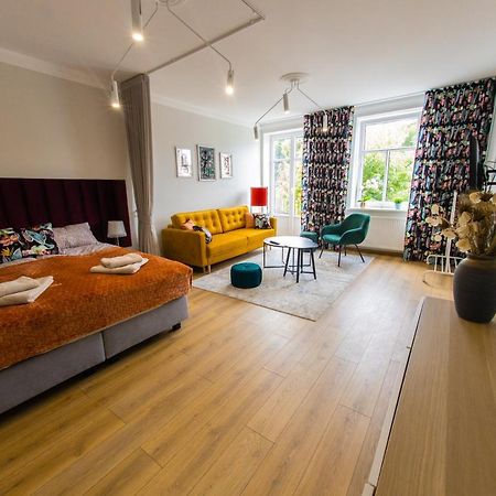 Apartamenty Rico Августів Екстер'єр фото