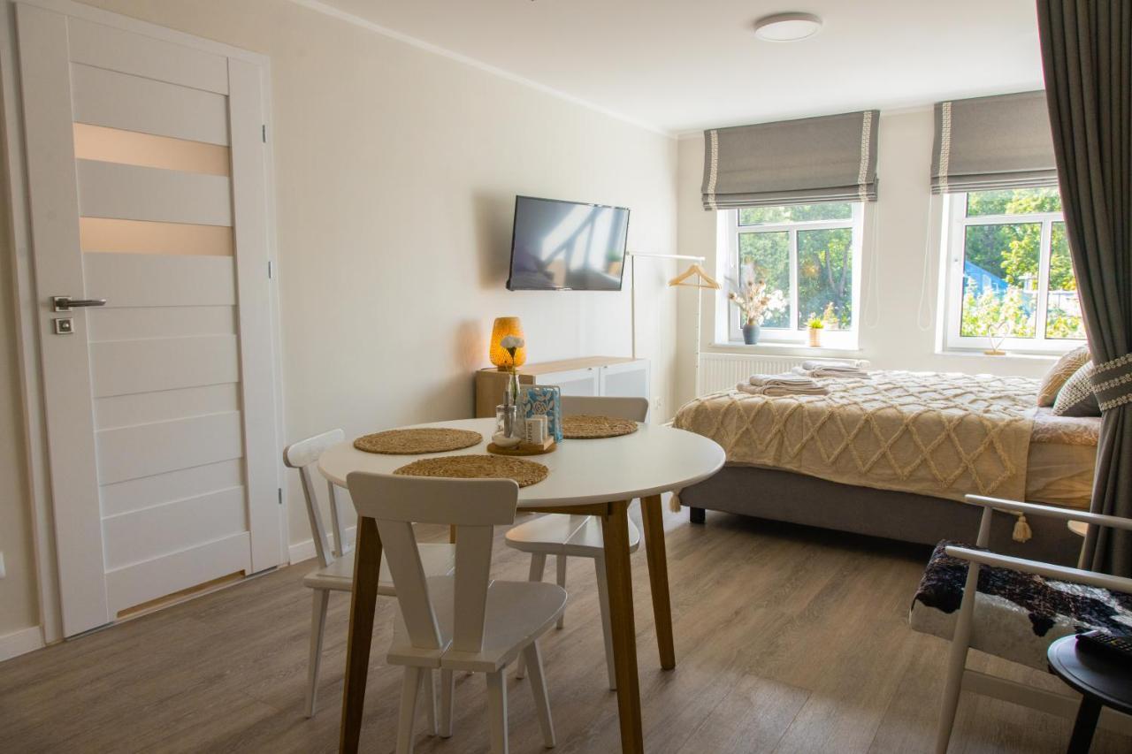 Apartamenty Rico Августів Екстер'єр фото
