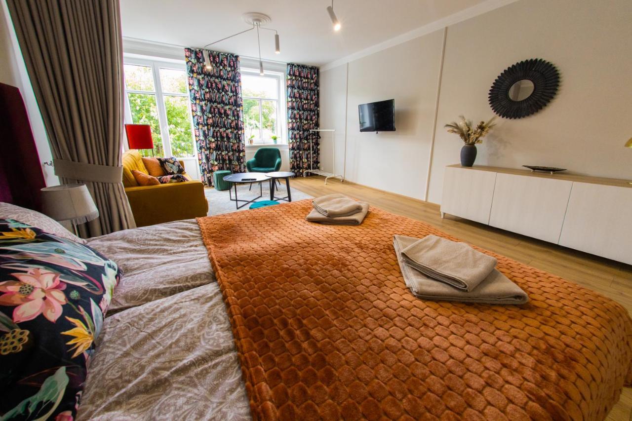 Apartamenty Rico Августів Екстер'єр фото