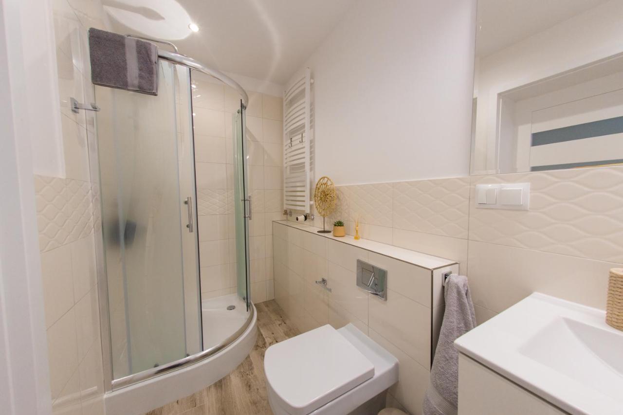 Apartamenty Rico Августів Екстер'єр фото